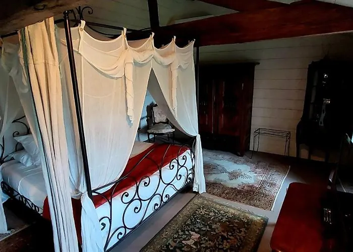 Gæstehus Domaine De L'escuderia 4*