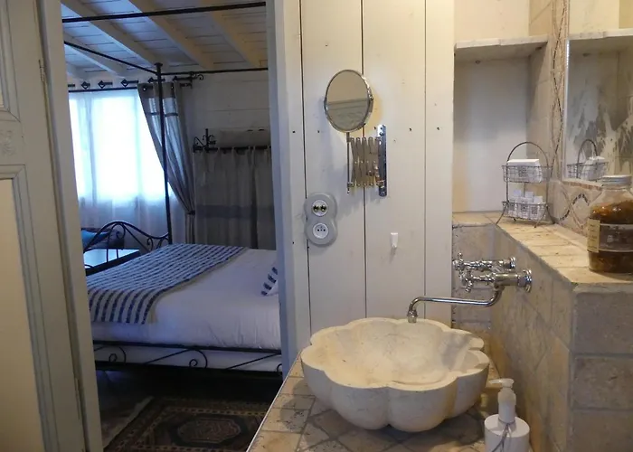 Domaine De L'escuderia